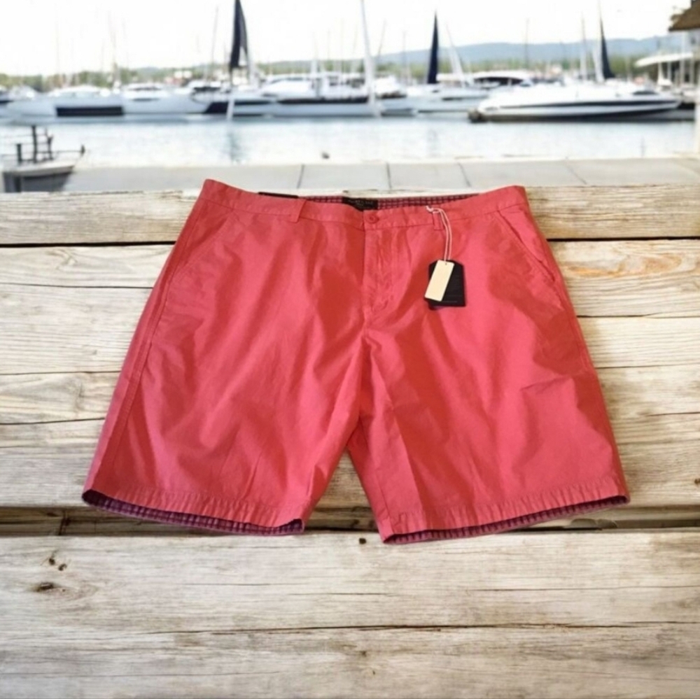 HALSEY shorts men’s  pink NEW with tags 99$size 40W great looking on golf Course